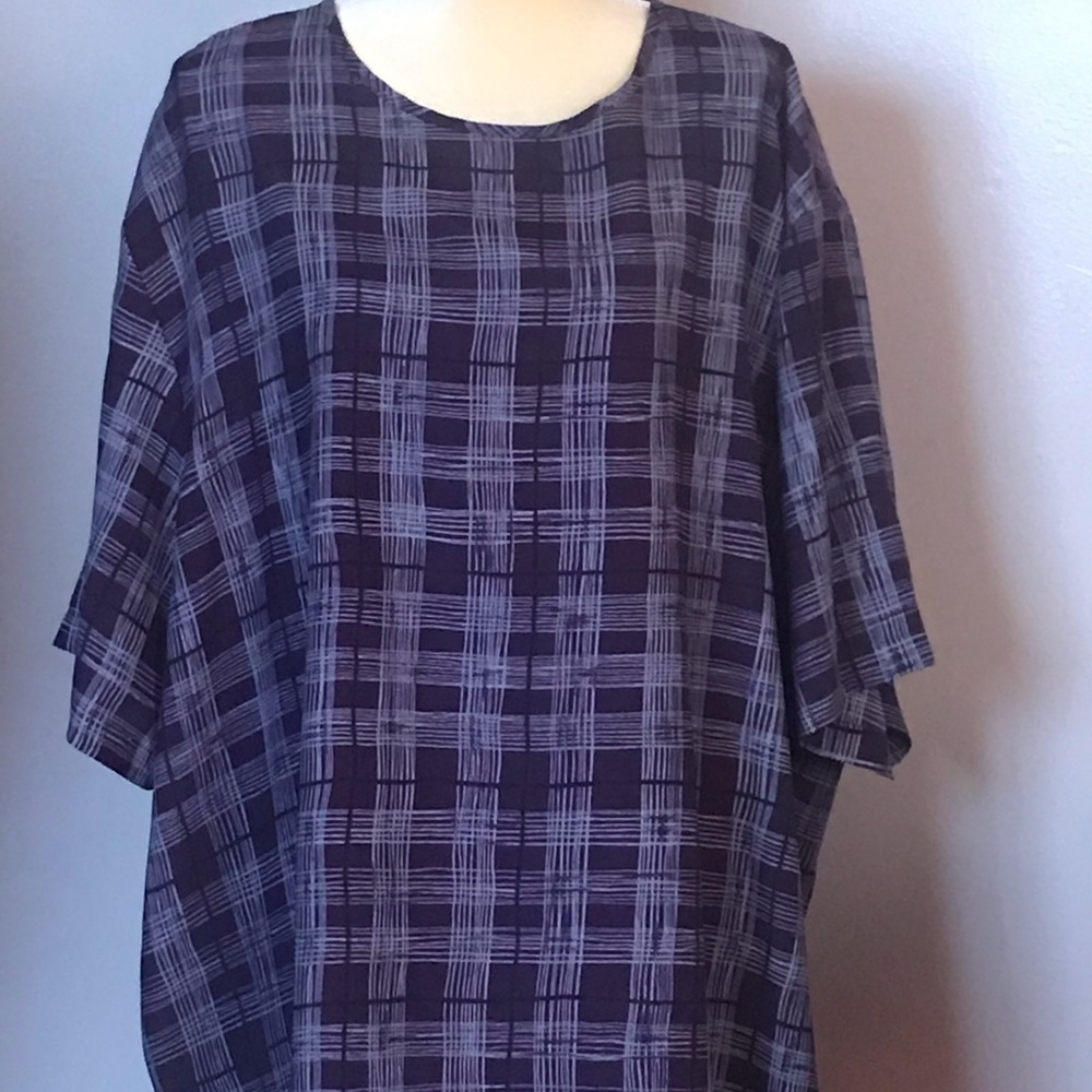 Maggie Barnes Plus Size 30W Blouse